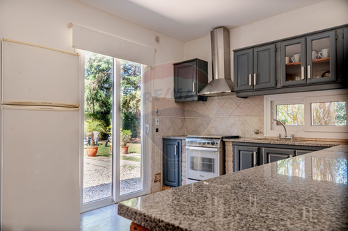 Imagen 18 de 30 de Casa En Venta En City Bell