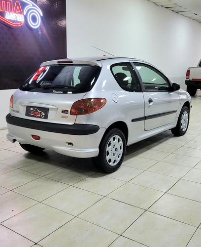 Peugeot 206 1.6 Xr Premium