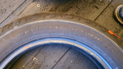 *79 Llanta Dunlop Mt90b16 D402f Harley Davidson M/c 72h (Usado)