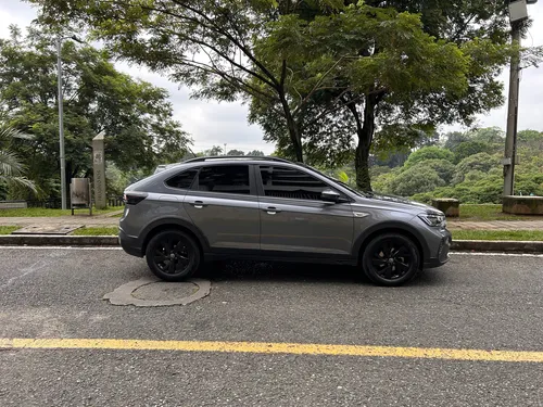 Volkswagen Nivus 1.0t Highline At