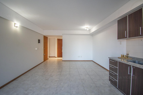 Venta Departamento 3 Ambientes Con Cochera En Haedo