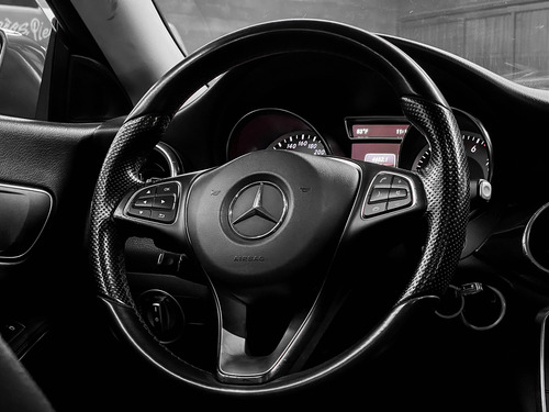 Mercedes-Benz Clase CLA 1.6 180 Cgi Mt