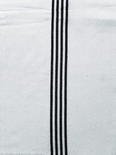 Imagen 2 de 4 de Sarape Blanco Rayas Negras