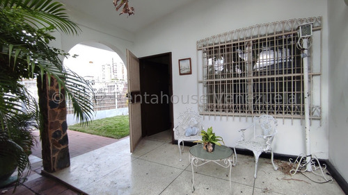 Imagen 6 de 21 de Se Alquila Casa En Urbanización El Centro Para Uso Comercial Kg:22-27511
