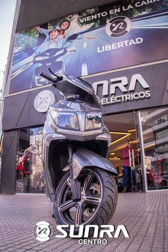 Imagen 3 de 25 de Moto Anger / Bateria Litio Extraible / 4000w / 100km / G