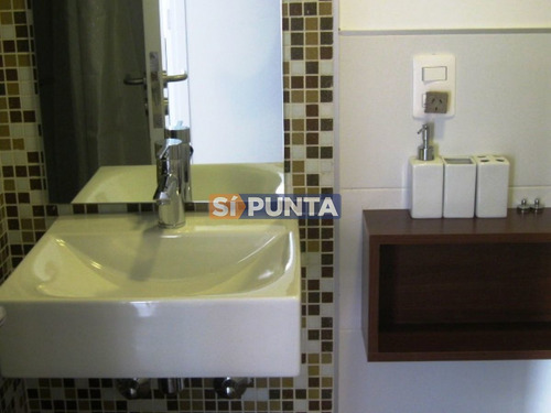 Imagen 2 de 4 de Muy Buenos Servicios