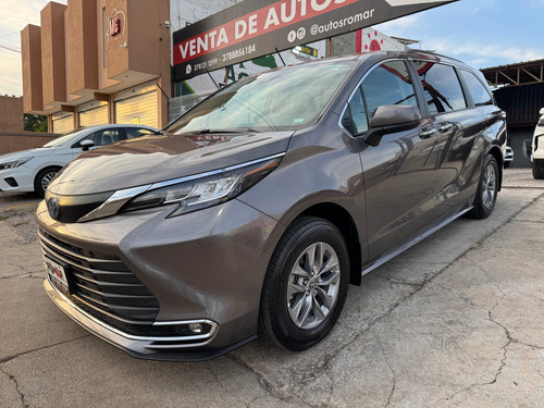 Toyota Sienna 3.5 Xle At