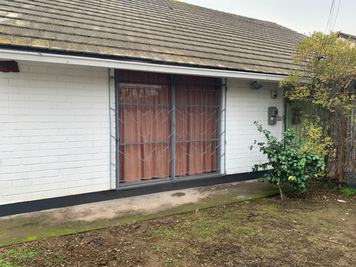 Acogedora Casa En Zona Villa Universidad Católica!