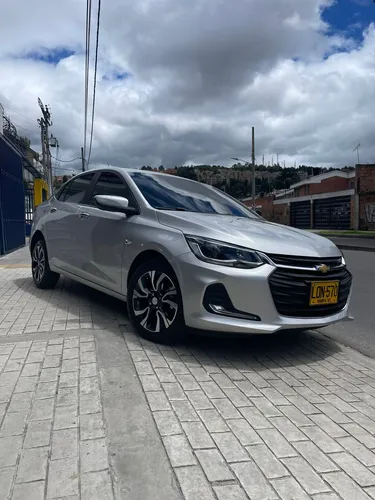 Chevrolet Onix 1.0T Premier Sedan At