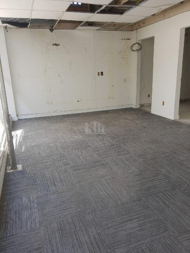 Imagem 19 de 27 de Casa, 5 Quartos Qrts Para Para Aluguel, Com 283,68 M², No Santa Lúcia,vitória. - 933