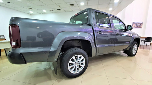 Imagen 5 de 21 de Vw Amarok Comfortline 180cv 0km 2023 En Stock Tomo Usado