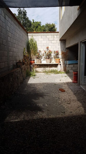 Imagen 8 de 21 de Vendo Casa En La Colonia Lazaro Cardenas, Moyotepec Morelos.