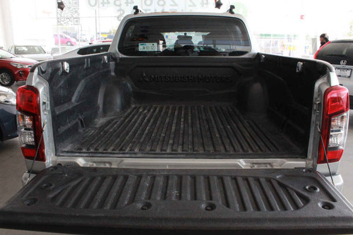 Imagen 15 de 15 de Mitsubishi L200 2021 4p Glx Doble Cabina 4x2 Gasolina