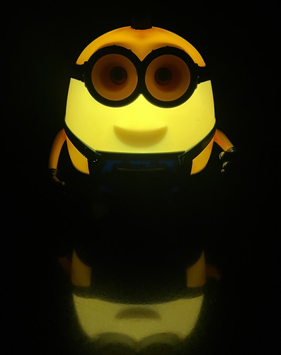 Minion Luz Y Sonido Importado Impecable Liquido (Usado)