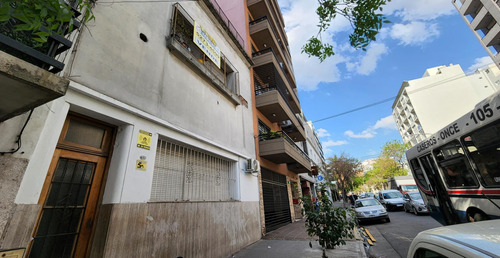 Depto.tipo Casa De 5 Ambientes En Venta En Parque Centenario