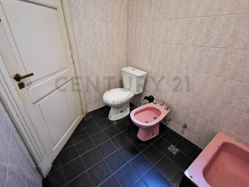 Imagen 6 de 17 de Oficinas En Venta En La Plata