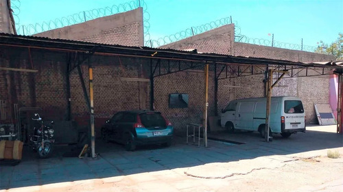 Arriendo Terreno 900 M2 Of. Y Galpón Recoleta (2083)