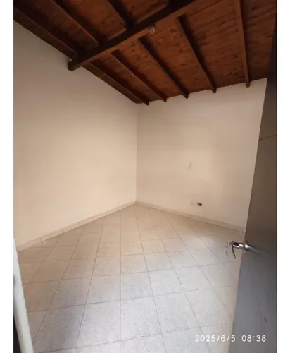 Casa Para Arriendo En Envigado - Las Flores