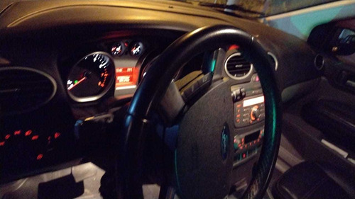 Ford Focus 2011 2.0 Titanium Flex Powershift 5p