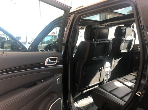 Imagen 21 de 25 de Grand Cherokee Overland 3,6l Diamond Black 2020 Okm Fisica