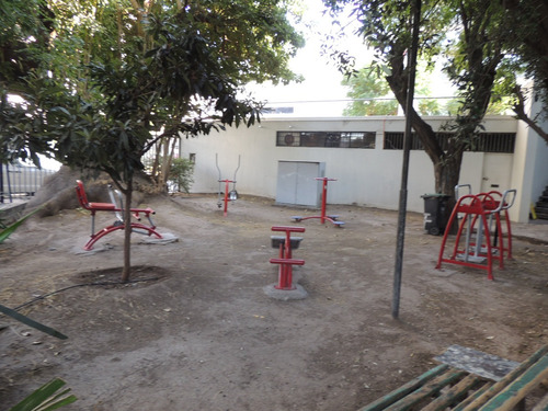 Excelente Depto. Dúplex Eyzaguirre 866