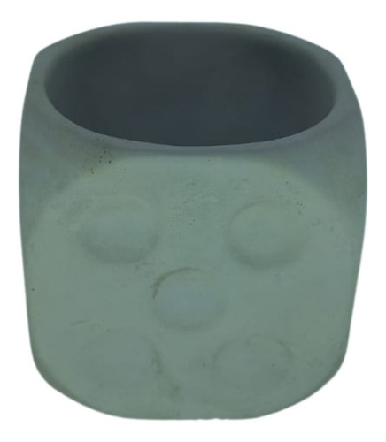 Imagem 1 de 4 de Cachepot Cimento Vaso Médio Decoração Dado Jardim Casa
