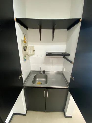 Oficina En Arriendo En Ciudad Jardín. Cod A11551