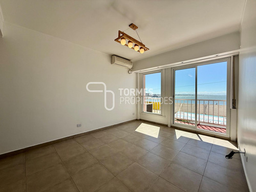 Venta 3 Ambientes Frente Al Mar Con Cochera En Edificio Nirvana - Torreon Mar Del Plata
