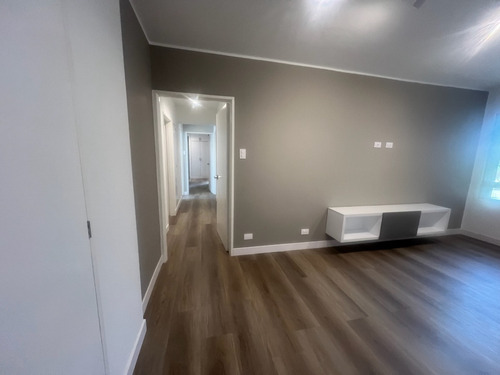 Se Alquila Apartamento Con Ascensor Privado En La Floresta, Municipio Chacao.