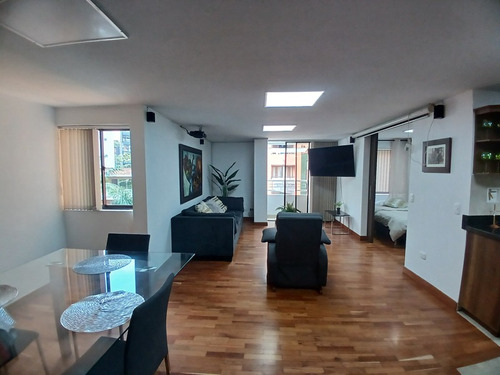 Apartamento En Arriendo Ubicado En Medellin Sector Laureles (24058).