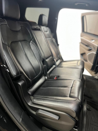 Jeep Grand Cherokee Overland 2023