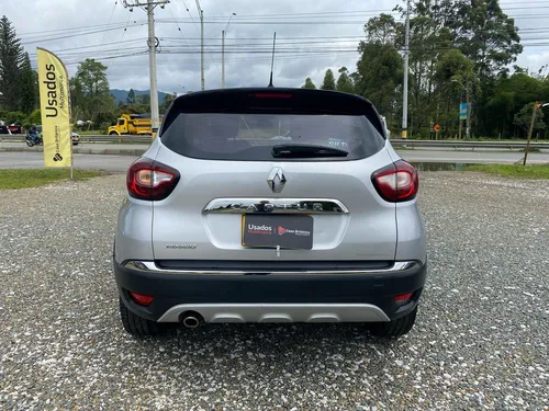 Renault Captur INTENS AT 2.0 4X2