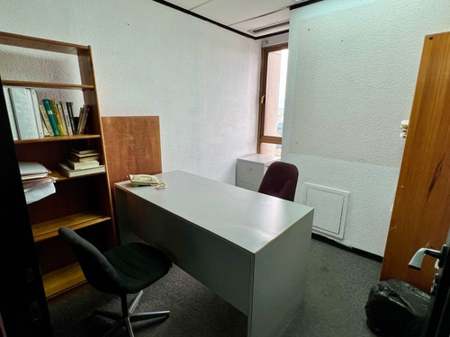 Oficina En Alquiler En Los Palos Grandes, Chacao - Caracas