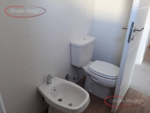 Imagen 5 de 11 de Departamento - Floresta/ Exc Amb Con Balcon