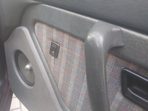 Imagem 8 de 9 de Volkswagen Gol Gl 1.8