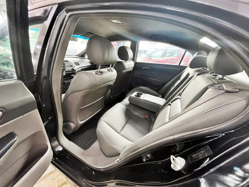 Honda Civic 1.8 LXS 16V FLEX 4P AUTOMÁTICO