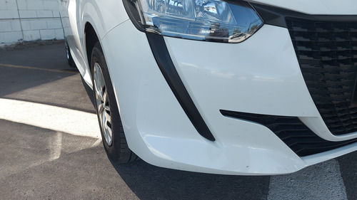 Peugeot 208 1.6L LIKE PACK