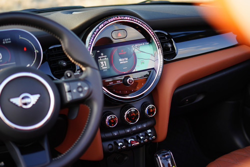 Mini Cooper Convertible 1.5 Iconic At