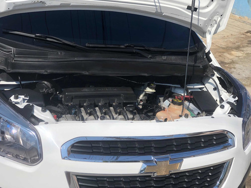 Chevrolet Spin 2017 1.8 Ls 5l 5p