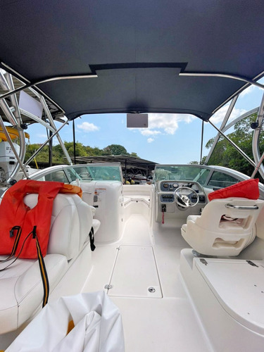 Lancha Robalo R227 22 Lv3070
