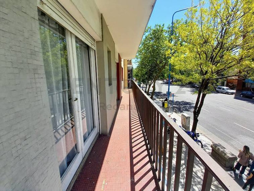 Imagen 7 de 18 de Departamento Externo C/ Patio Y Balcón, Posible Subdivisión - Centro - Id 36090