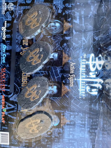 Buff The Vapire Slayer Four Figure Exclusive Box Set