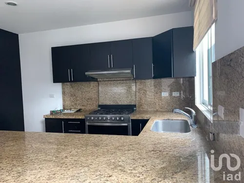 Venta Casa 3 Ambientes Lomas De Angelópolis