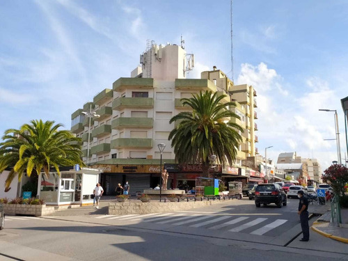Imagen 2 de 11 de Semana Santa Villa Gesell Dpto Centro 3 Y 104 7 Personas