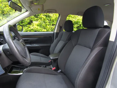 Mitsubishi Outlander 2.4 Kaiteki At 7 Psj