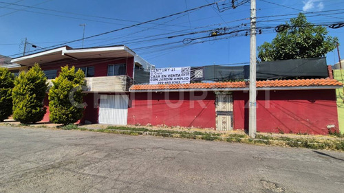 Casa En Venta Zona Bugambilias, Muy Cerca De La Buap, Excelente Ubicacion!