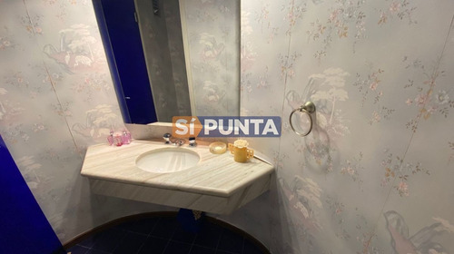 Imagen 29 de 30 de Apartamento En Playa Brava A La Venta