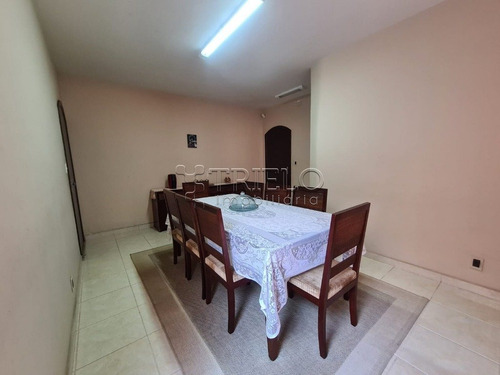 Imagem 13 de 15 de Venda-sobrado Com 3 Dormitorios - 2 Suites - 3 Vagas Cobertas - Vila Oliveira - Mogi Das Cruzes-sp - V-3515