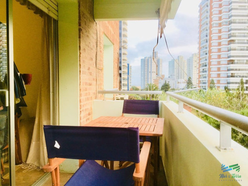 Apartamento De 2 Dormitorios Con Vista Al Mar ,punta Del Este