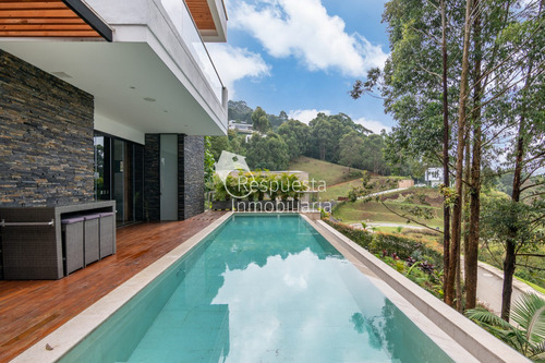 Venta De Casa En El Poblado, Medellín